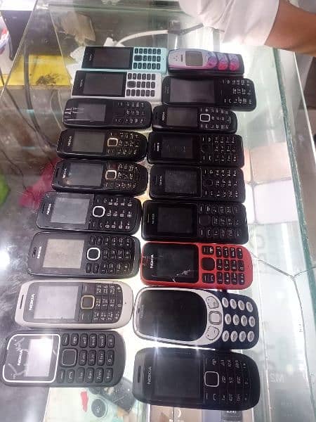 Nokia mobile phone 13