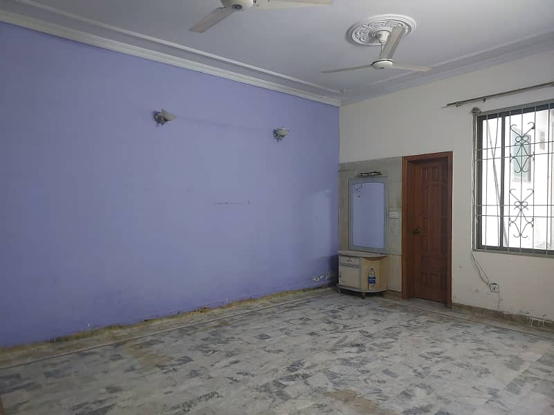 1 Kanal Corner Semi Commercial House For SALE In Johar Town Phase 2 Near To Emporium Mall 12