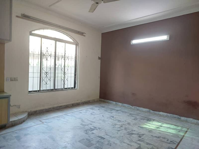 1 Kanal Corner Semi Commercial House For SALE In Johar Town Phase 2 Near To Emporium Mall 16