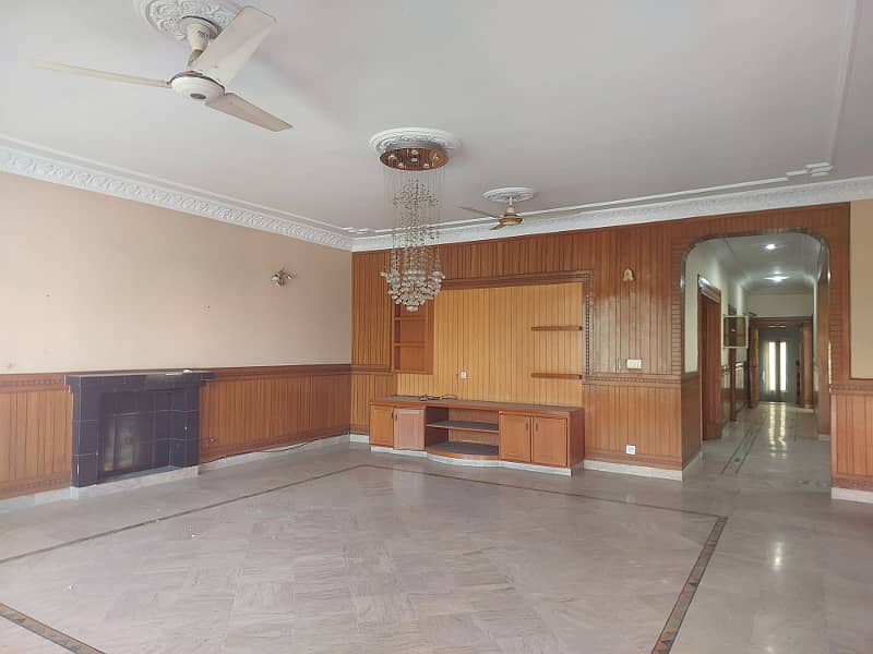 1 Kanal Corner Semi Commercial House For SALE In Johar Town Phase 2 Near To Emporium Mall 28
