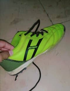 football shoes to for sale
