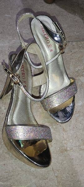 Metro High Heel Bridal Shoes 1