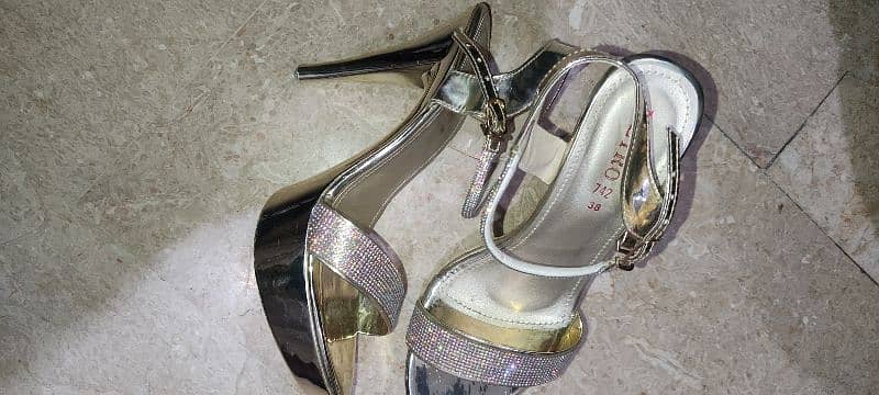 Metro High Heel Bridal Shoes 4