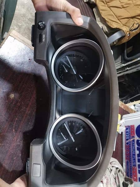 Land cruiser Zx speed meter 2014 model original 0