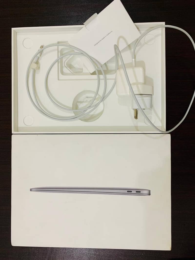 Macbook M1 Air - 10/10 Condition, with full box & Original Charger 8