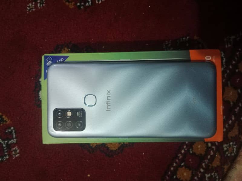 I am selling my Infinix hot 10 in very good condition 3