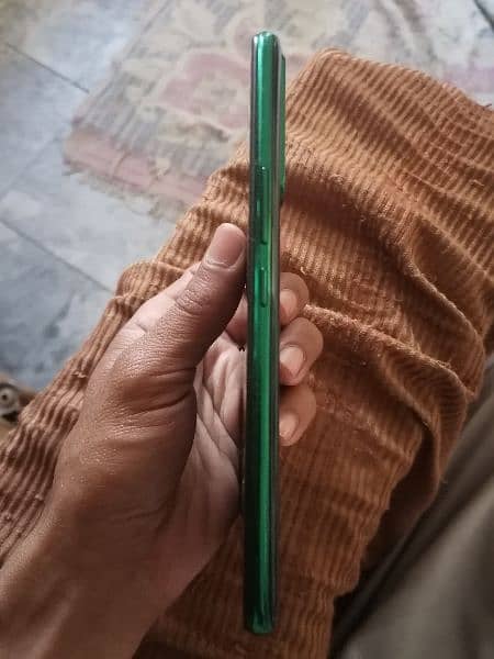 Infinix S5 pro 6/128 only with box my num. 03195964098 4