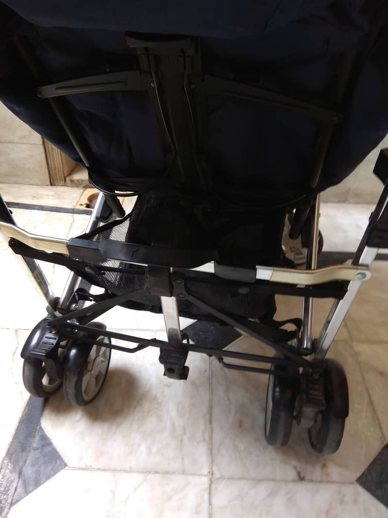 Imported Baby Stroller Baby Pram Baby Walker Baby Carrier Almost New 5