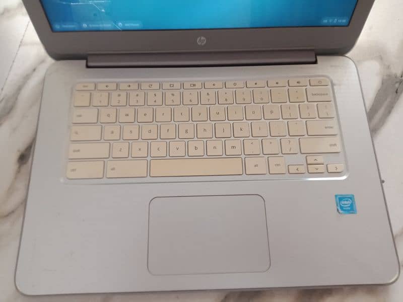 HP Chromebook good condition 1