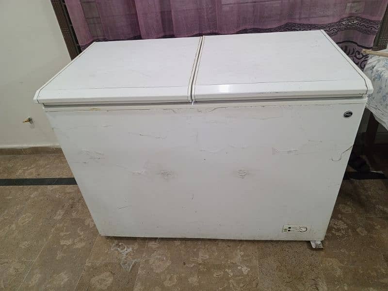 pel freezer nvertor for sale in good condition 8