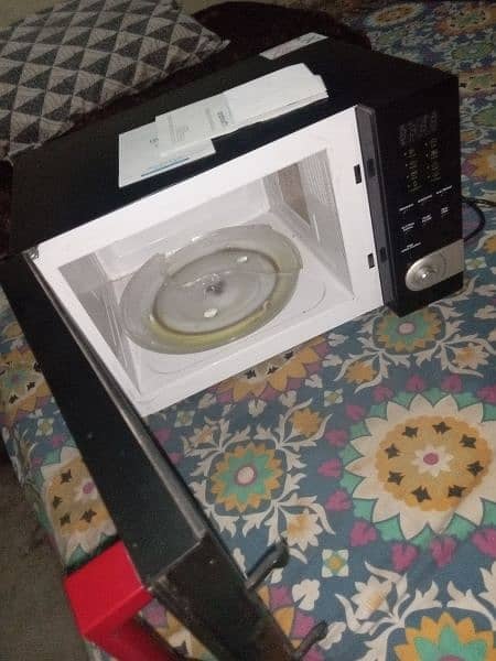 Microwave Oven 3