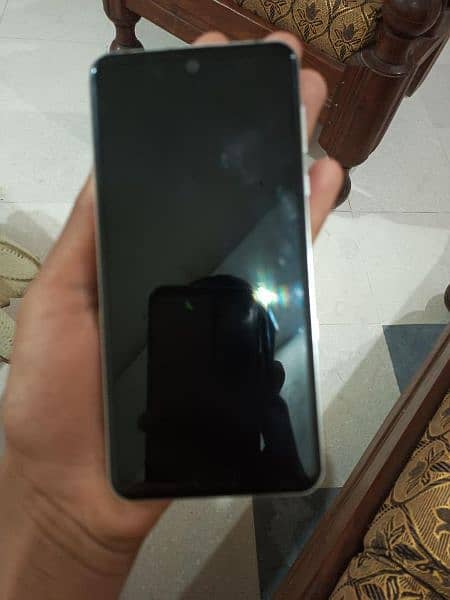 aquos r 3 all parts for sale only touch not working 6