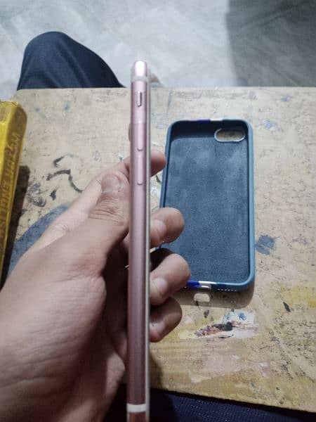 iphone 7 new condition 2