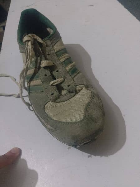 original imported shoes used like new 1