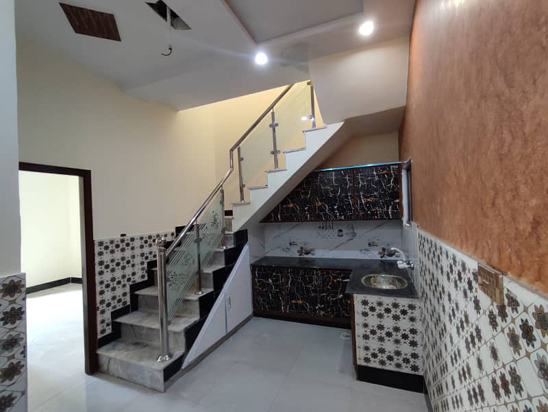 2.25 Marla Beautiful Triple Story House for Sale - Faisalabad 5