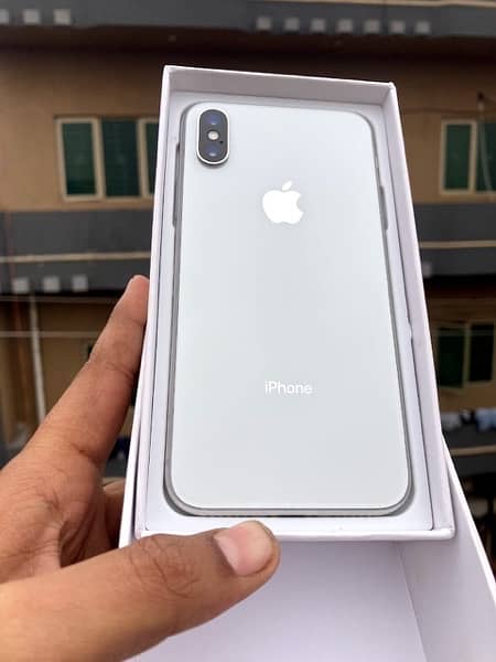Apple iphone x 64gb pta approved with box 4