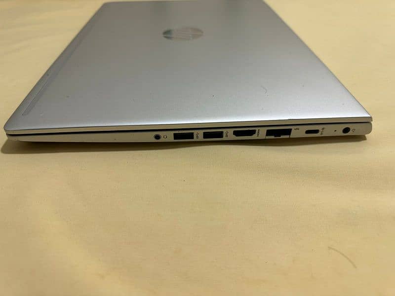 Laptop For Sale Hp440G6.  Corei5_ 8th Gen     Ram 8 GB.  SSD 128 GB. 2