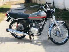 Honda 125 2018 Model Black color 2021 Registration