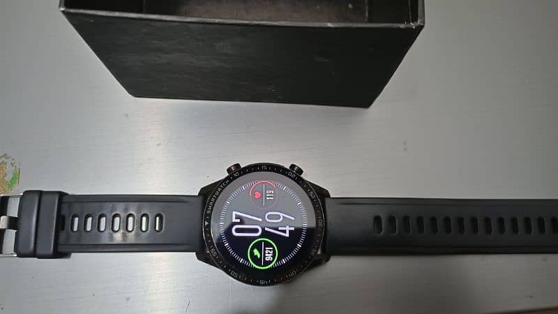 Advanced Calling Smartwatch YOLO FORTUNER 8X 2