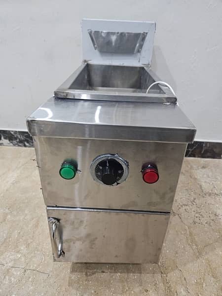 10 litre Oil Fryer with Temperature Control 2