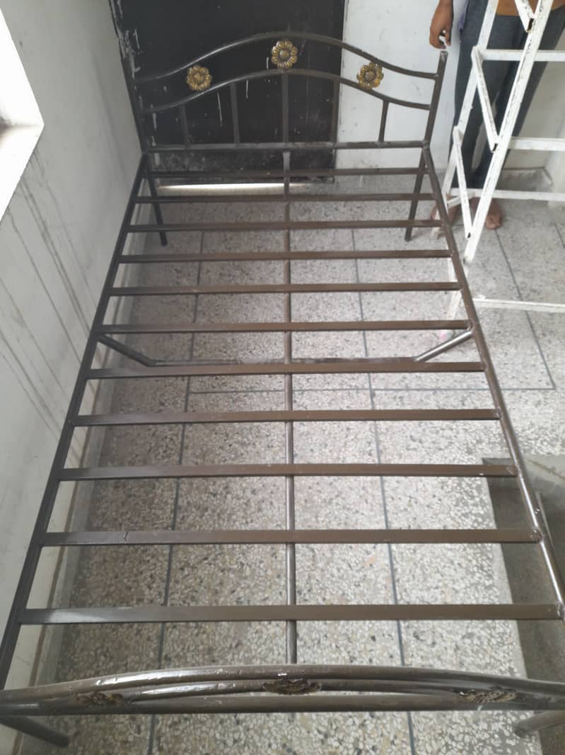iron single bed for urgent sale 4