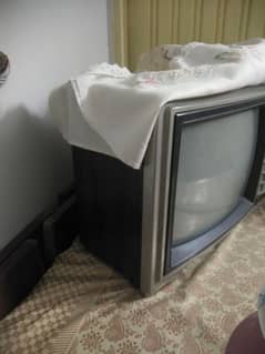old TV for sale 0