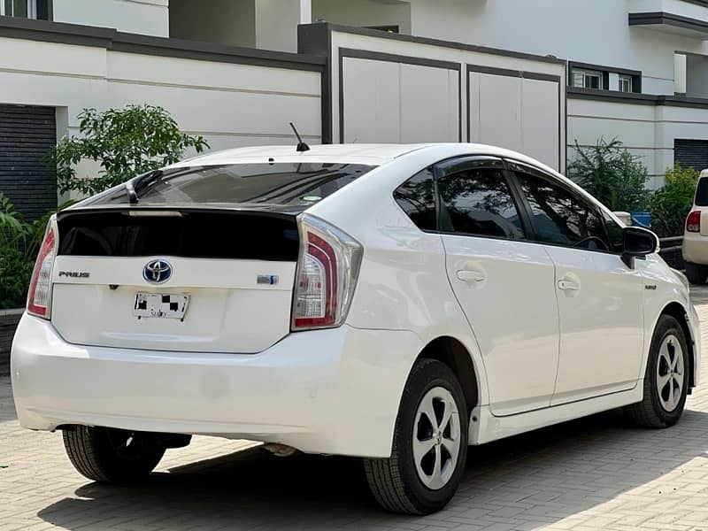 Toyota Prius SLED 1.8 3