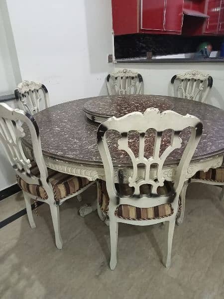 Round Dining table set for sale 6