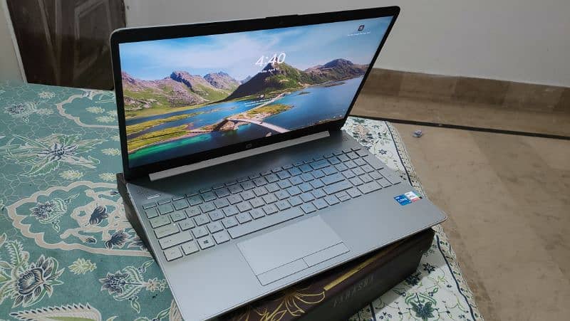 HP Laptop 15-dw3005wm 1