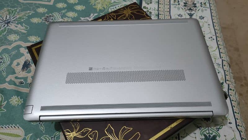HP Laptop 15-dw3005wm 5