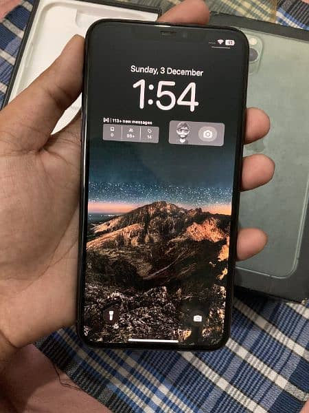 iPhone 11 Pro Max 64gb 12