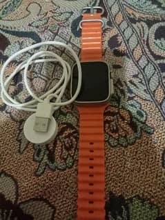 x8 ultra smartwatch 10/10 condition