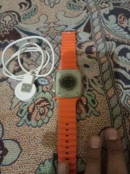 x8 ultra smartwatch 10/10 condition 1