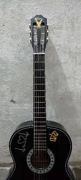 spanish guitar for sale with bag nylons wire 2