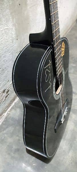 spanish guitar for sale with bag nylons wire 4