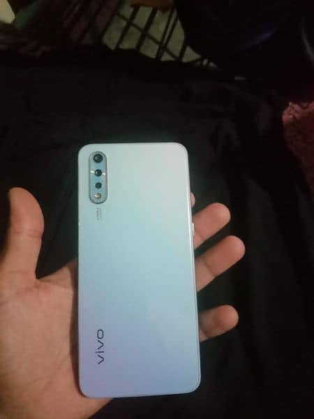 Vivo S1 4