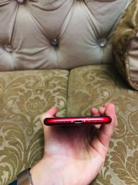 apple iphone xr waterpack lush condition scrachless 1