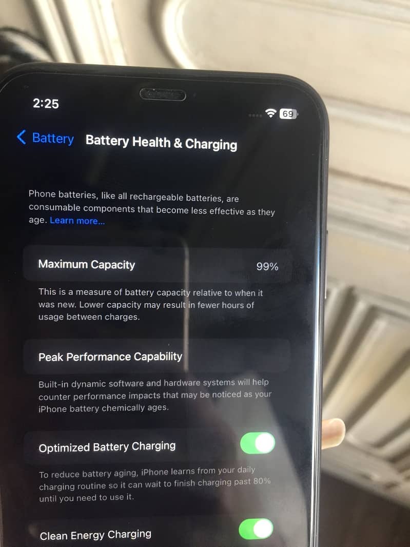 iPhone 11, 99% health, 64GB, JV 7