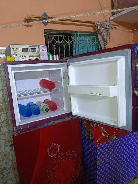 ORIENT Freezers color red 2