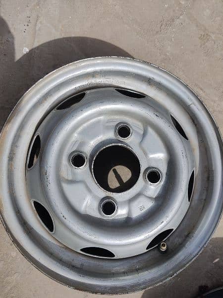 Wheel cup and core Rim 1