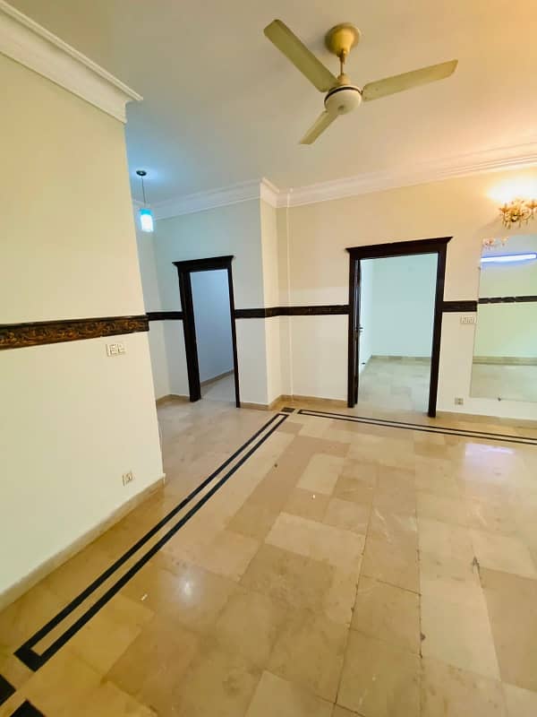 3 Bedroom Unfurnished Apartment For Rent In F11 4