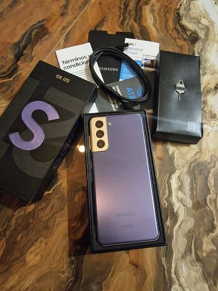 Samsung S22 Ultra (Box) 3