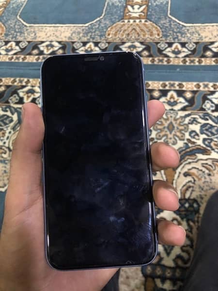 iphone XR 64 gb factory unlock 3