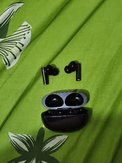 Realme Buds air 5 pro, 1 month used, 50 dB, 6 mics, Fresh condition 0