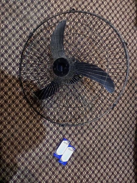 12V DC Solar Fan + 2 12V LED LIGHTS 0