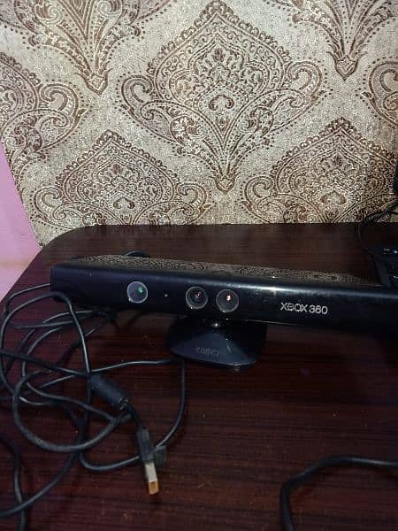 X BOX 360 KINECT CAMERA,POWER SUPPLY,&CABLES 1