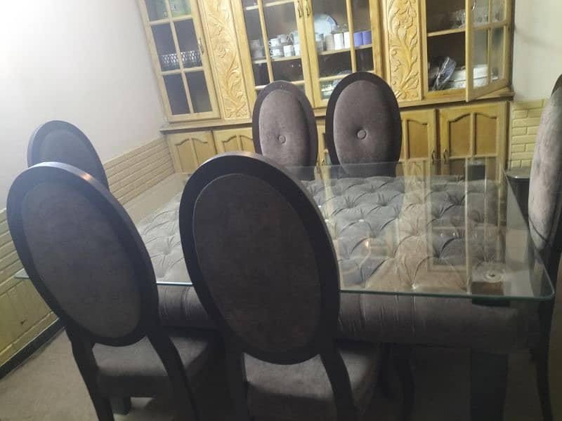 Dinning table with 6chairs 4