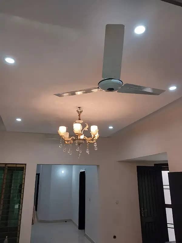 10 Marla Beautifully Designed House For Rent In Johar Town Lahore 3