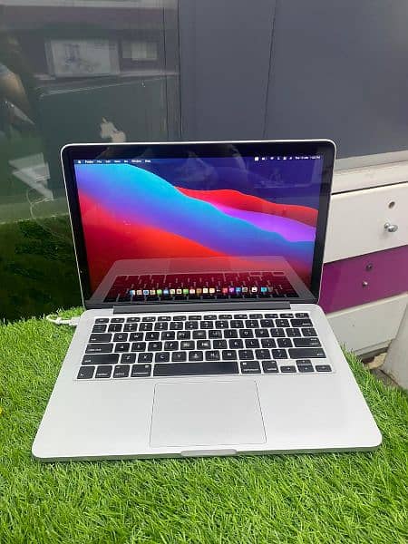 APPLE MACBOOK PRO 2015 13 inch  NOT LOCALLY USED NOT REPAIR US STOCK 5