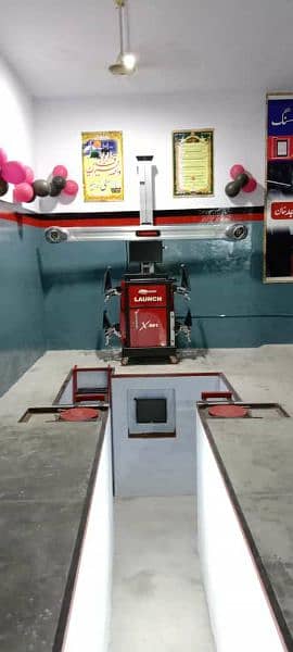 3D wheel alignment and balancing machine with computer scanner or tool 5